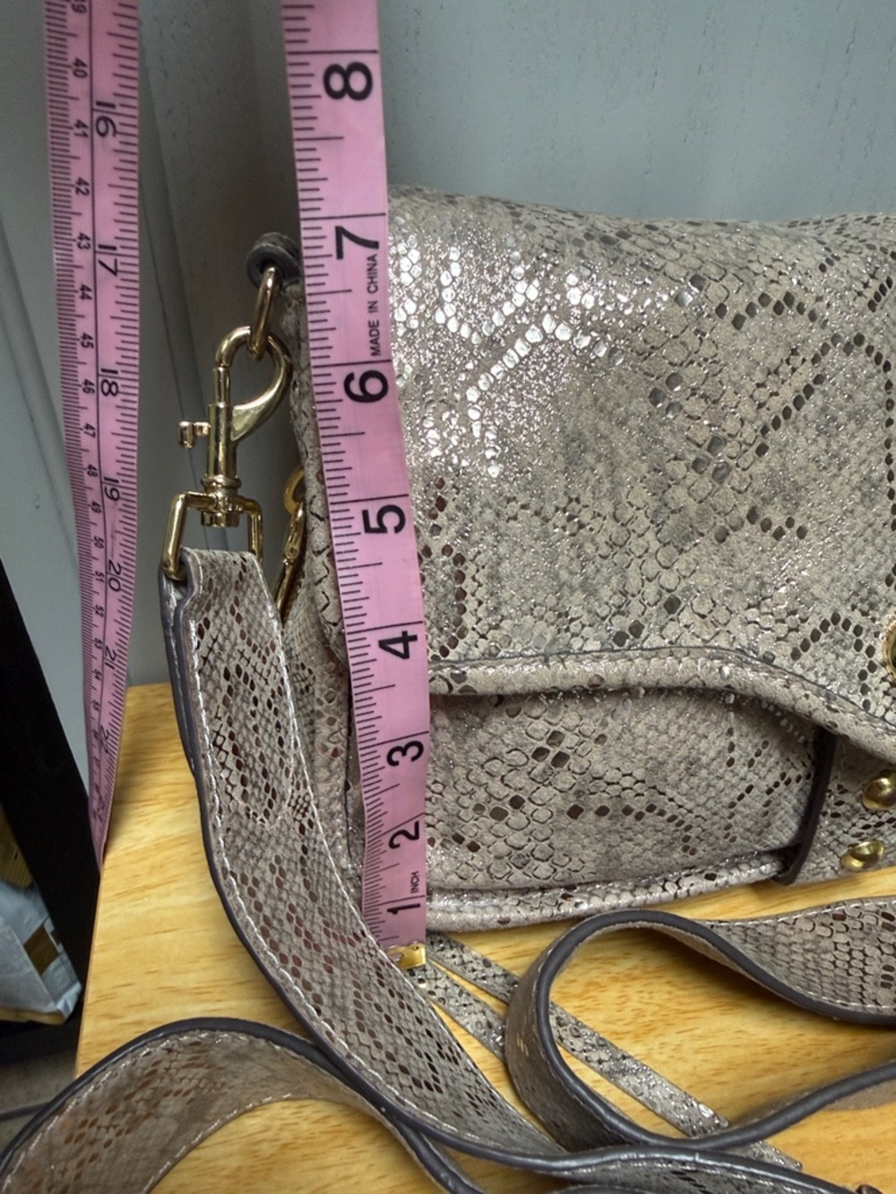 Aimee Kestenberg Great Escape Medium Leather Crossbody - Picture 14 of 17